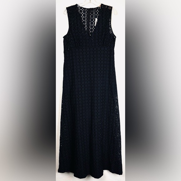 Madewell Dresses & Skirts - NEW Madewell Eyelet V-Neck Maxi Dress 12 Black V-Neck Cottagecore Lined 0908